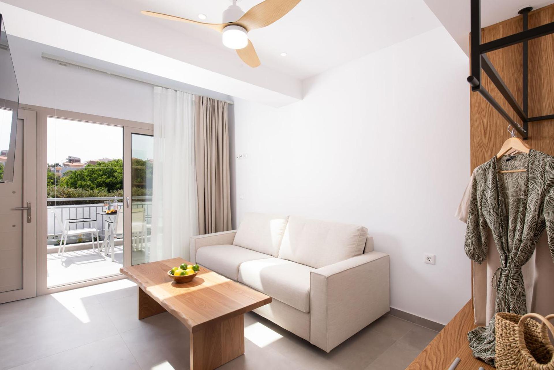 Sourinis Luxury Suites Limenaria  Exterior photo