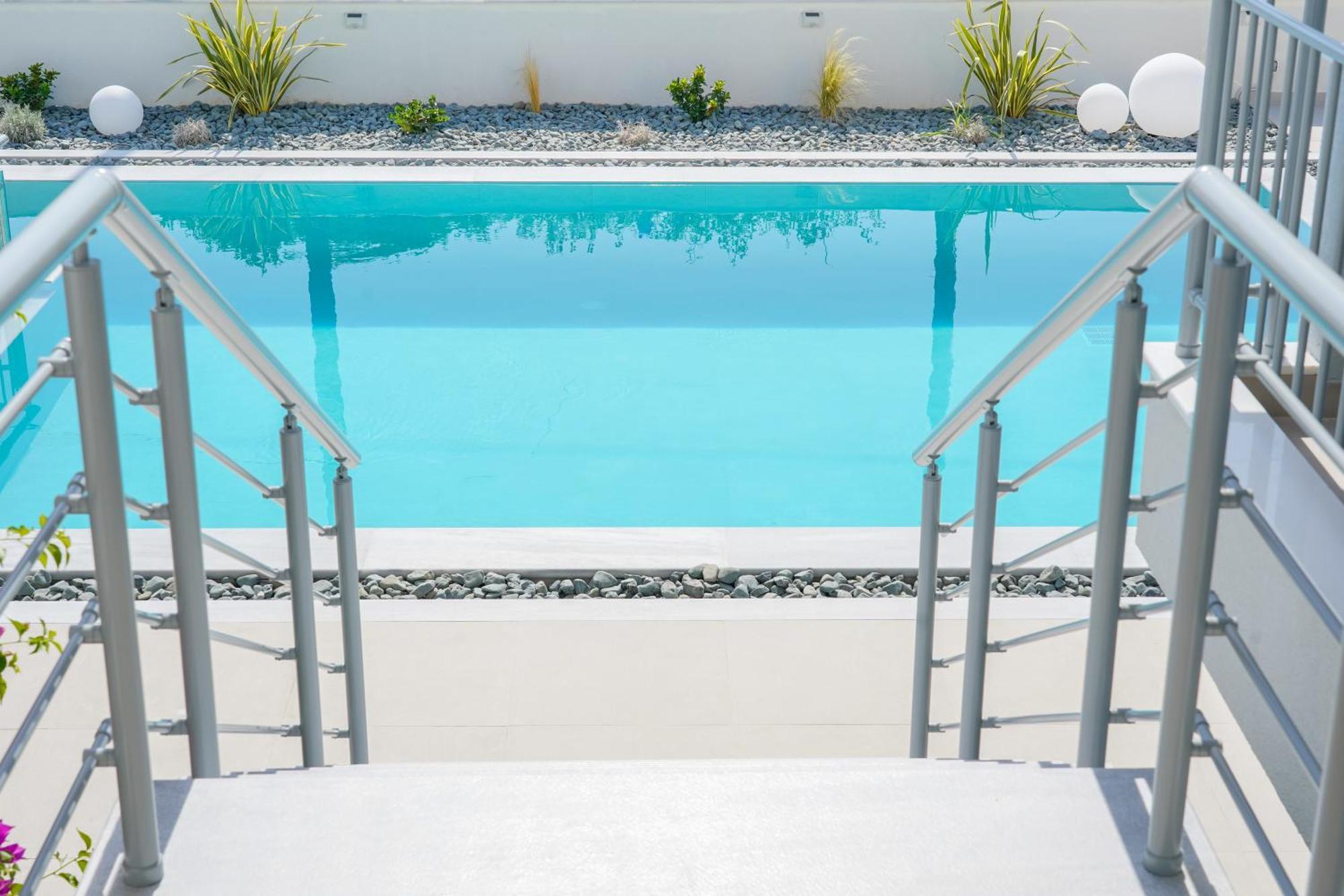 Sourinis Luxury Suites Limenaria  Exterior photo