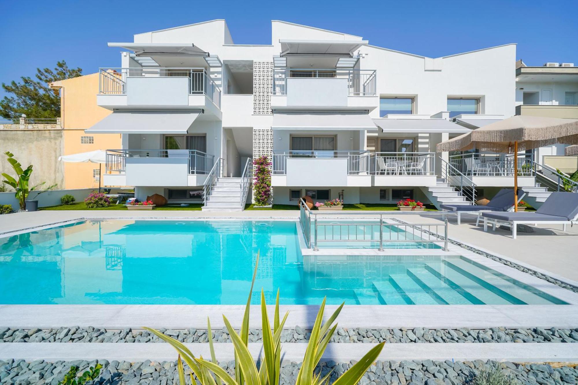 Sourinis Luxury Suites Limenaria  Exterior photo